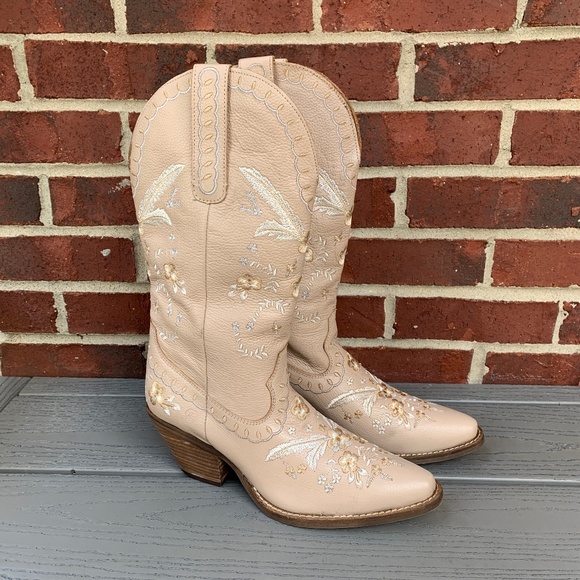 Dingo Sand Full Bloom Western Boots